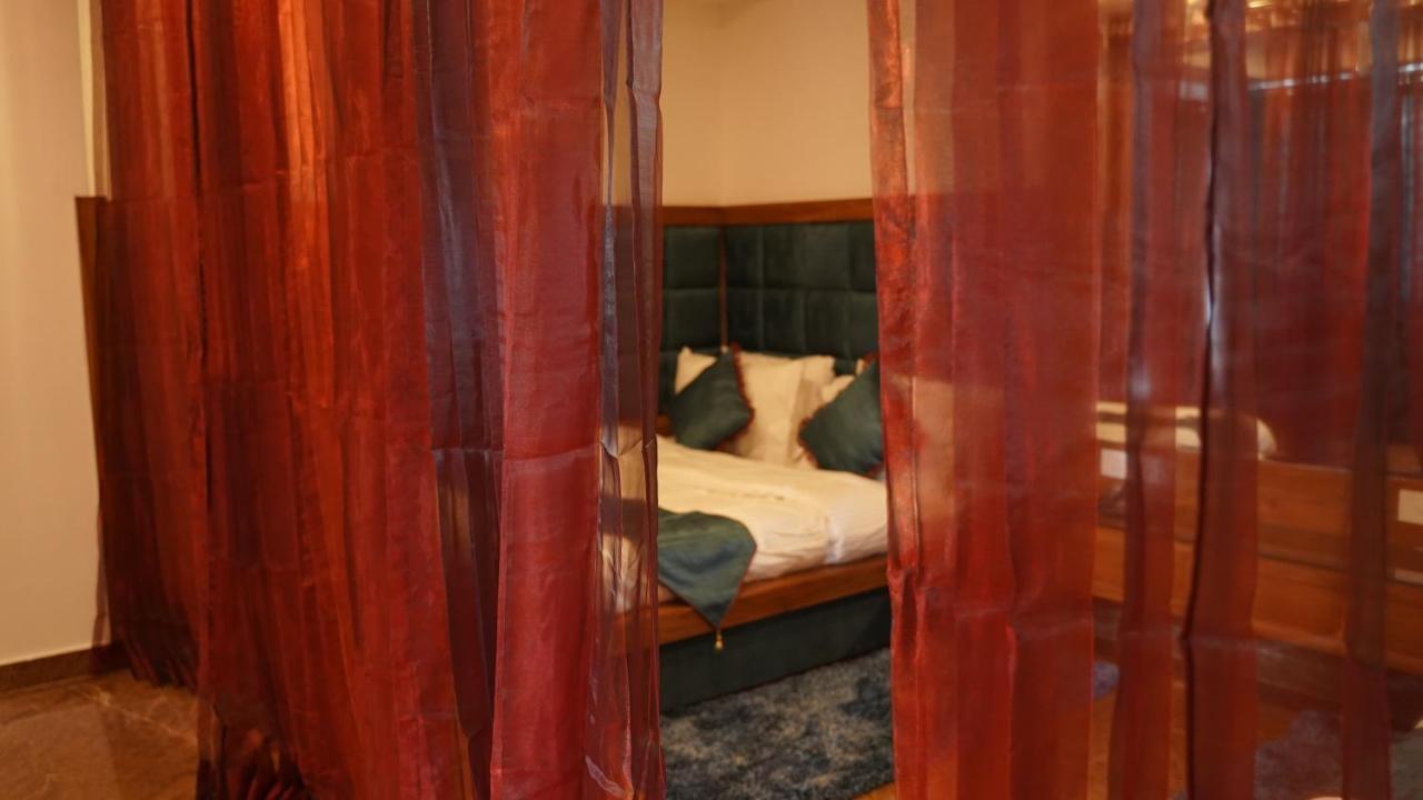 Hotel Saheb'S Castle Mcleodganj McLeod Ganj Bagian luar foto